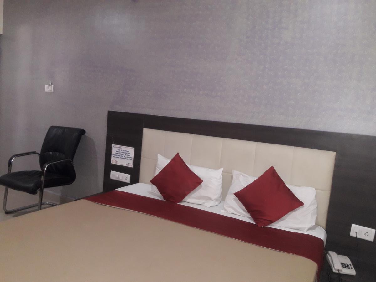 Vijaya Lakshmi Residency Hotel Bangalore Exterior photo